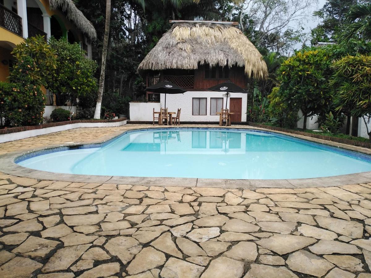 Hotel Cavanna Inn Castillo de San Felipe Екстериор снимка