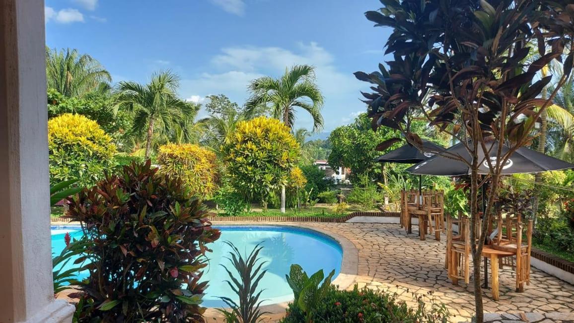 Hotel Cavanna Inn Castillo de San Felipe Екстериор снимка
